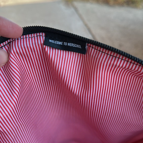 Herschel Floral Print Red Striped Interior Bag Workbag Overnight bag - Picture 5 of 12